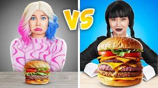 NEUE 123 GO! Enid vs. Wednesday 100-Schichten-Lebensmittel-Challenge! Niedliches Mini-Essen kochen!