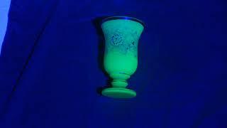 szkło chryzoprazowe - jadeite uranium glass chalice from Marienbad (Mariánské Lázně)