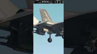 Vertikale Landung einer F-35B auf dem Flugzeugträger Queen Elizabeth