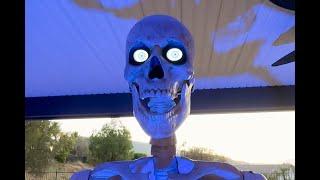 Towering Skeleton 8 foot with Projection eyes unboxing!