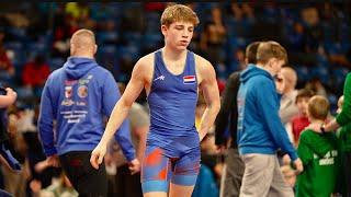 U17 Rostyslav Martsenyuk (UKR) vs Mate Van Os (NED) 51kg. Greco-roman boys youth wrestling.