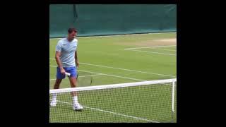 Roger Federer Invents New Shots in Tennis 