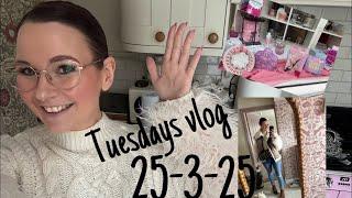 Stripping wallpaper & quick charity shop  25-3-25 #safespace #charityshopping