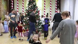 Танец хоровод с родителями и детьми