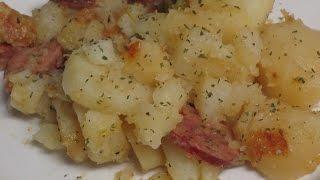 EASY_Smothered Potatoes & Sausage