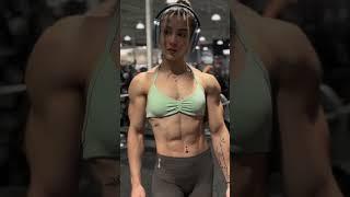 Latina Muscle Mommy Shows Off 8-Pack Abs & Invisible Waist 🫥 | Ruby Rivera @Riverafit-h8w