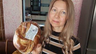 Поехала срочно по лекарство и продукты. Стирка,развесила бельё,пью чай с вкусняшкой