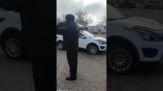 Сдача экзаменов ученикам автошколы "Зелёная волна"