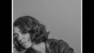 Kelly Lee Owens – S.O