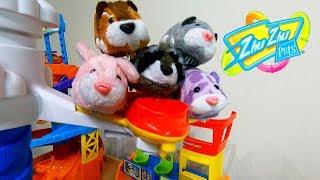 Zhu Zhu Pets at the Airport in Smart Wheel City! Flying ZHU ZHU Hamsters galore!