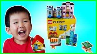 LEGO Classic 10703 Creative Builder Box (Part 2)