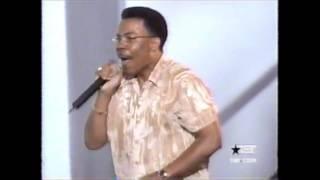 Lonnie Hunter & Choir Live/Jesus..The Sweetest Name I know! (Power)