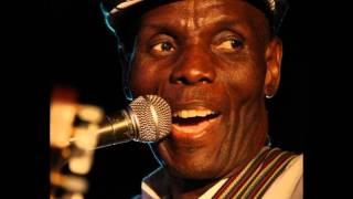 Oliver Mtukudzi - Kucheneka