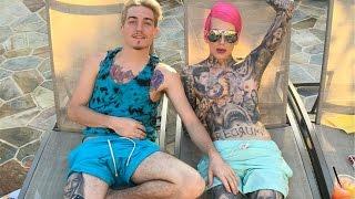 JEFFREE STAR & NATHAN TRAVEL TO: MAUI, HAWAII