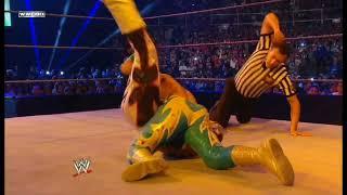 WWE SMACKDOWN SIN CARA VS FAKE SIN CARA 10/21/11