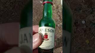 Виски ирландский купажированный Jameson.