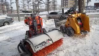 Снегоуборщики новосибирского производства вышли на замену дворникам