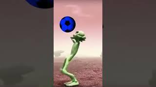 Crazy alien #alien #football #footballshorts #shortsvideo #shortsviral #crazy #viralvideo
