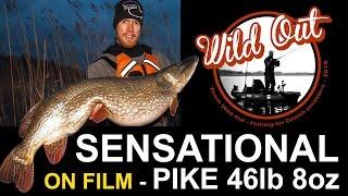 World Record Pike caught from a kayak - 21,1 kg - Underwater strike!