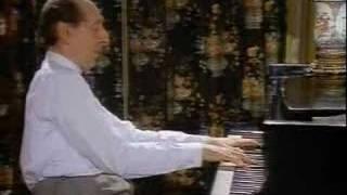 VLADIMIR HOROWITZ PLAYS SCRIABIN "Verse la flamme"