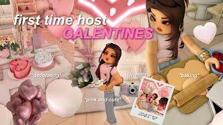 I HOSTED MY FIRST GALENTINES!  | Bloxburg Roleplay | w/voices