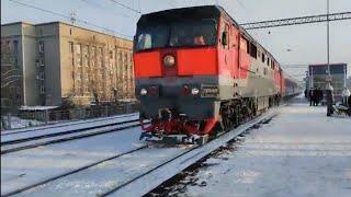 Тепловоз ТЭП70-0519 с пригородным поездом Верхний Уфалей-Екатеринбург пасс