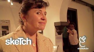 Viendo Como en Fiesta de Oficina | enchufetv