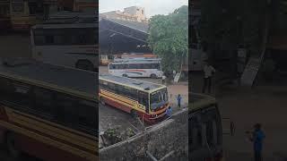 KSRTC Bus washing #ksrtc #anavandi #kswift #bus @mistydreamm