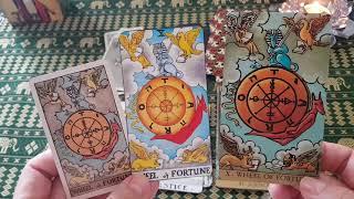 Radiant Wise Spirit Tarot i porownanie z Rider Waite Smith Tarot