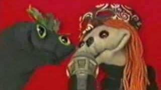 Sifl and Olly - Video to "Fake Blood"