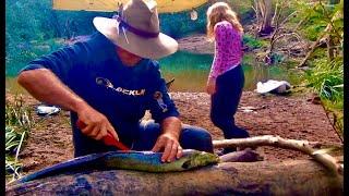 REMOTE JUNGLE CAMPING And Bushcraft Adventure.. Eel Catch And Cook..