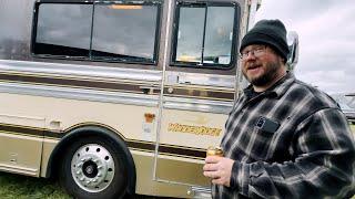 INSANE Tech in a 42 Year Old Bus! | Andy's 1983 BlueBird Wanderlodge PT35
