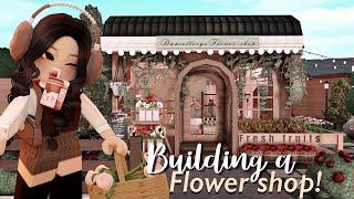 Building a vintage FLOWER Shop in bloxburg! Town series ep2 