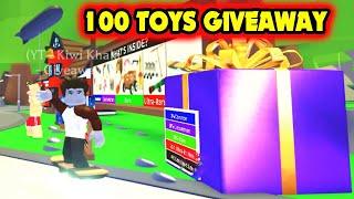 100 Toys Giveaway *1000 Subscribers Special* Roblox Adopt Me