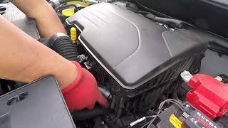 Renault Clio 4 Air Filter change petrol gasoline MK4 2012-2018