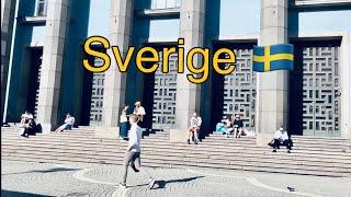 ”Sverige” (Sweden) by Kent. Stockholm Walks on the Swedish National Day