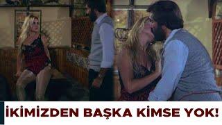 Sarı Bela Türk Filmi | Mine, Kocası Evde Yokken Onu Aldatır