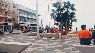 Dia gris en la Cala de Villajoyosa, Cala de Finestrat zona  de poniente  21/10/2022