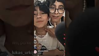 isa se une al live de Lukas y Carlitos #carlukas Carlitos celoso??