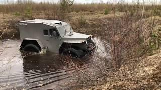 вездеходы Зырянин-111   в поисках квадракоптера