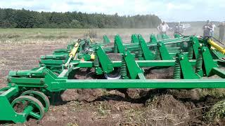 Культиватор тяжелый КИТ-6.0 с трактором John Deere