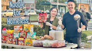 COOKING KOREAN & JAPANESE RAMEN NOODLE FOR THE HOMELESS PEOPLE!