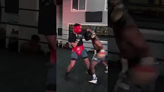  #daringsidereports #boxing #boxingtraining #ringside
