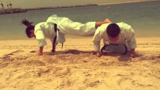 Entrenamiento en la playa karate. Sandra Sánchez / Jesús del Moral. Karate training at the beach.