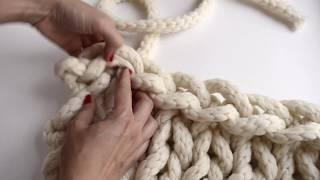 How to weave in ends with your fingers | WE ARE KNITTERS