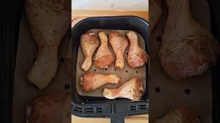 Pollo e patate in friggitrice ad aria