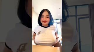 gede sangat menonjol no bra #gununggede #shorts