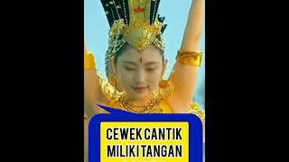 Cewek cantik memiliki seribu tangan