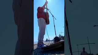 Για ολα ικανοι (busking in Thessaloniki)~Karapas