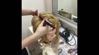 Как сделать свадебную причёску?
